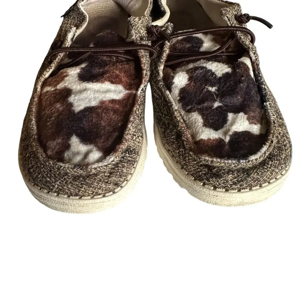 Hey Dude Wendy Shoes Womens Size 9 Cow Print Lace Up Brown Cream Comfy Flats